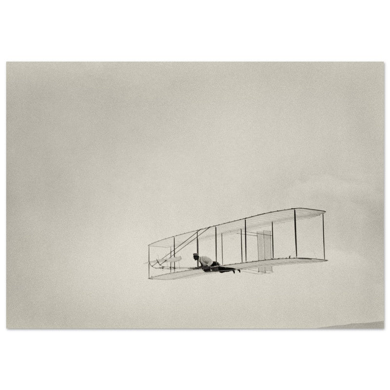 Glide of the Wright brother. The history of aviation.