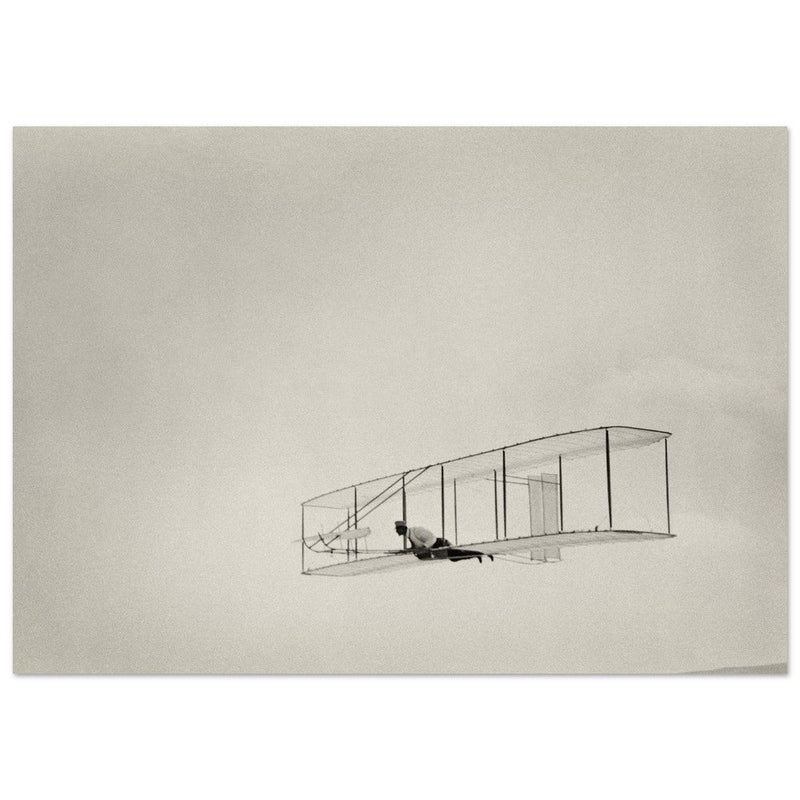 Glide of the Wright brother. The history of aviation.