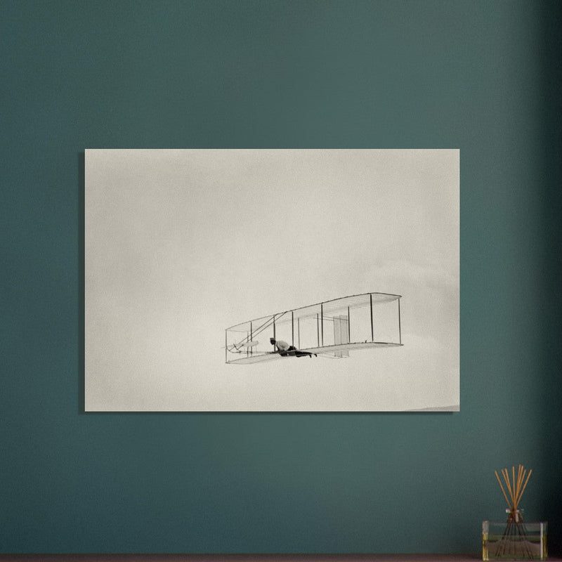 Glide of the Wright brother. The history of aviation.