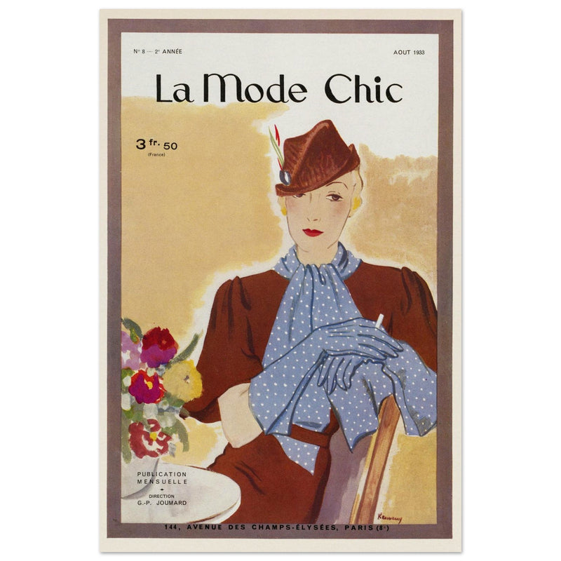 La Mode Chic old vintage fashion magazine cover from the 30s. August 1933.