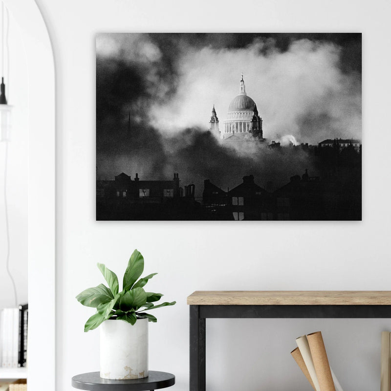 Second World War photograph. Saint Paul's Cathedral fire raid.