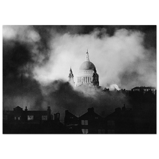 Second World War photograph. Saint Paul's Cathedral fire raid.