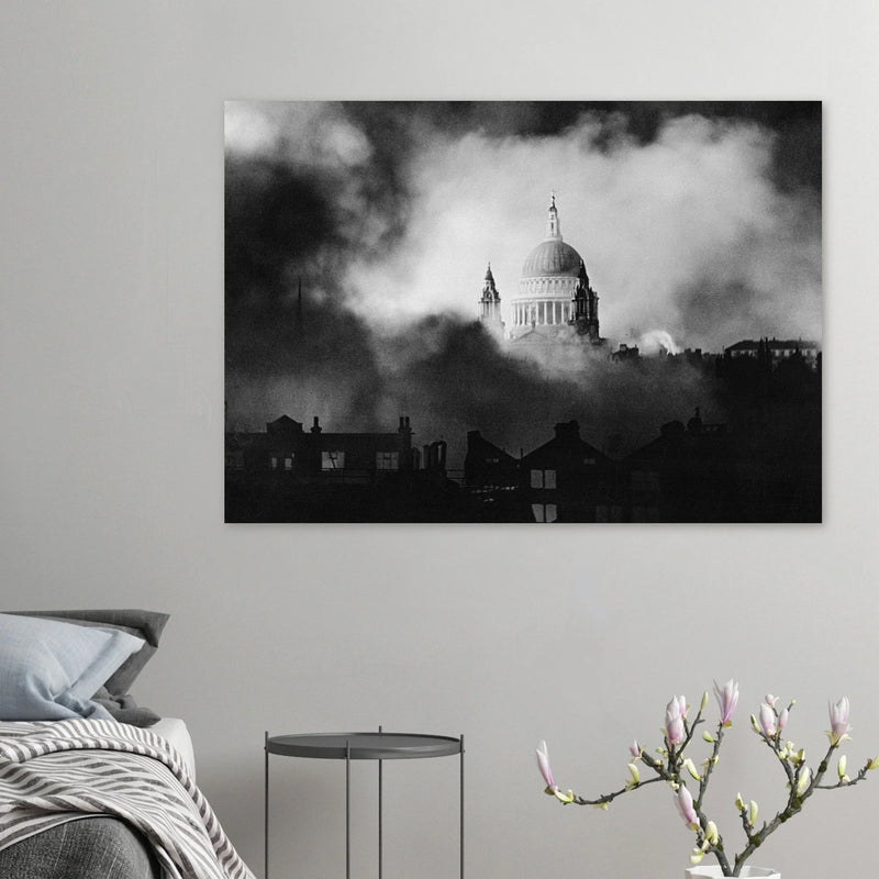 Second World War photograph. Saint Paul's Cathedral fire raid.