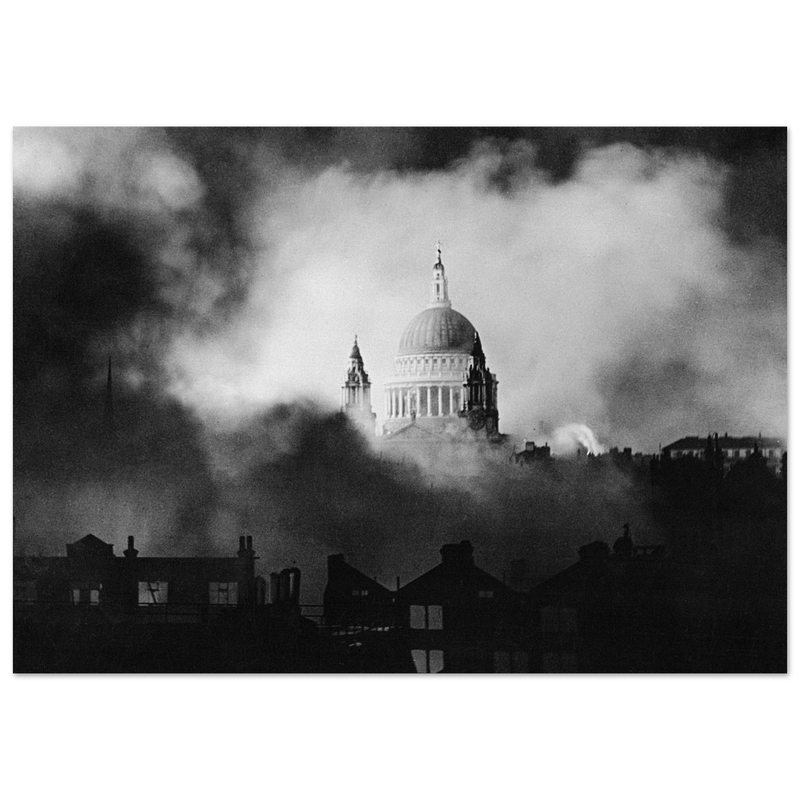 Second World War photograph. Saint Paul's Cathedral fire raid.