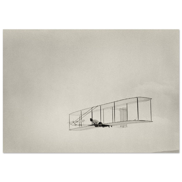 Glide of the Wright brother. The history of aviation.