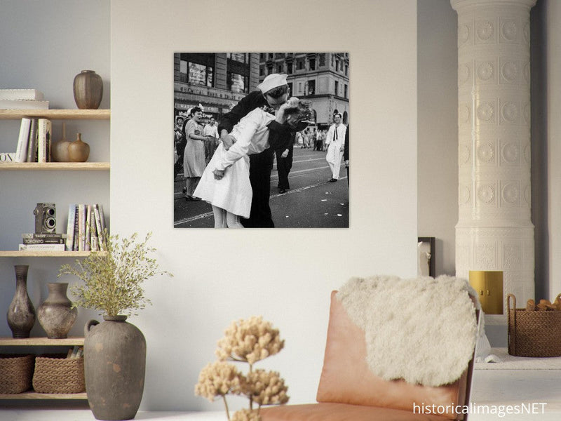 Kiss in New York city. Crowds celebrate in New York City streets after ending of World War 2 .